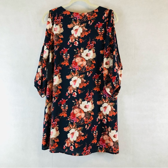 Lulus floral dress size Small navy and orange cold shoulder shifting dear NWT - Picture 5 of 10